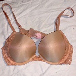 Nude VS Push-up Bra